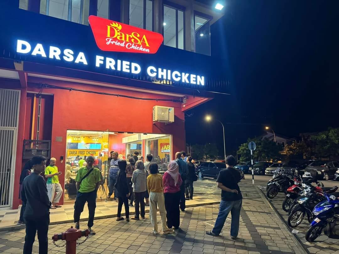 Darsa Fried Chicken mohon maaf