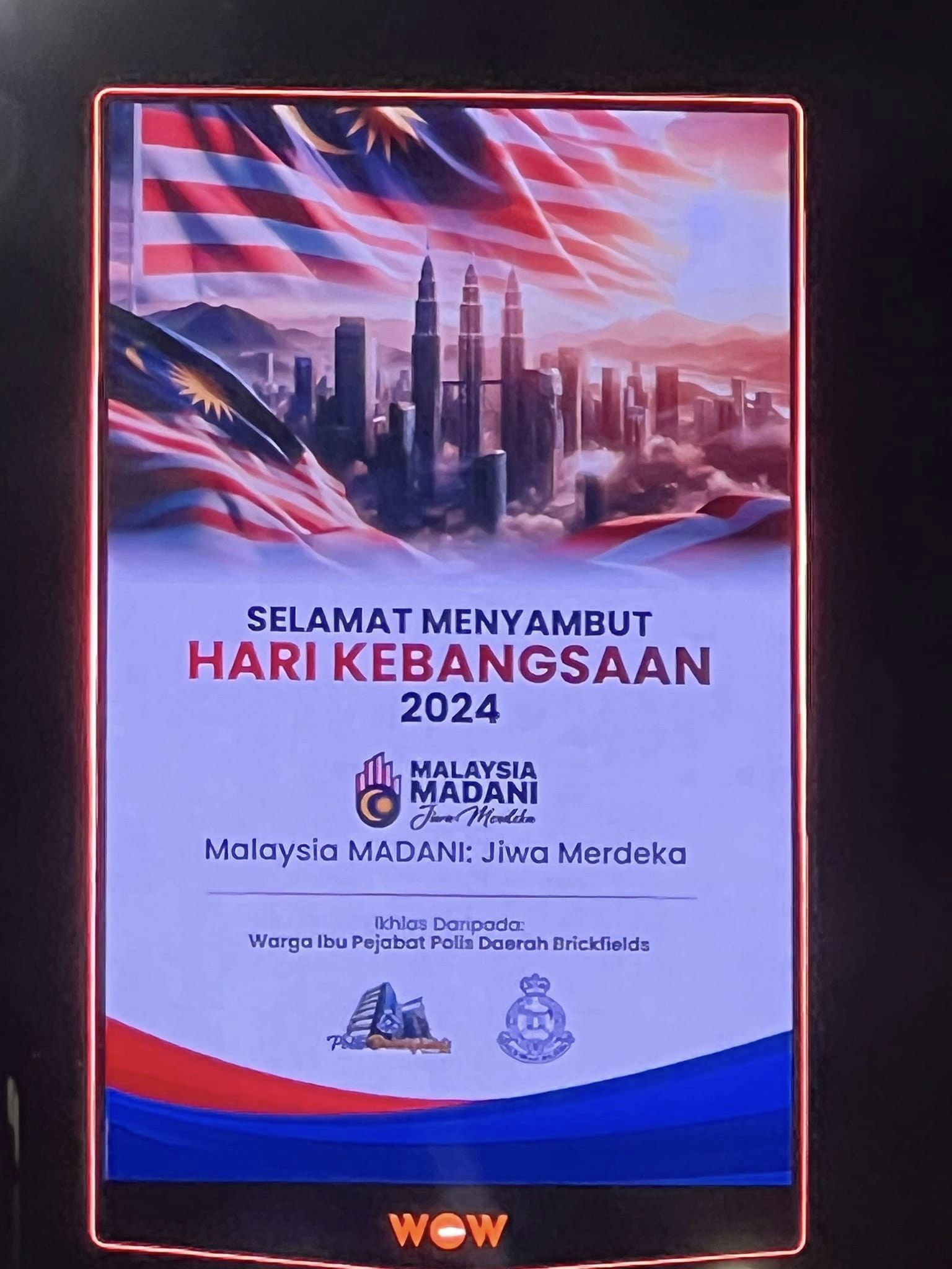 Menara Petronas jadi kembar tiga