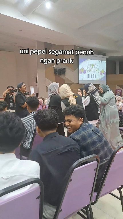 Fasi universiti dilabel syok sendiri