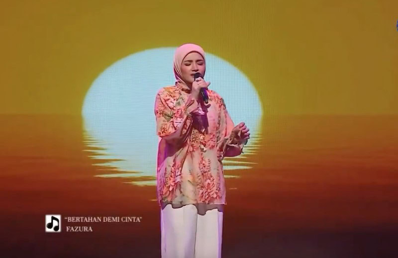 Fazura nyanyi lagu