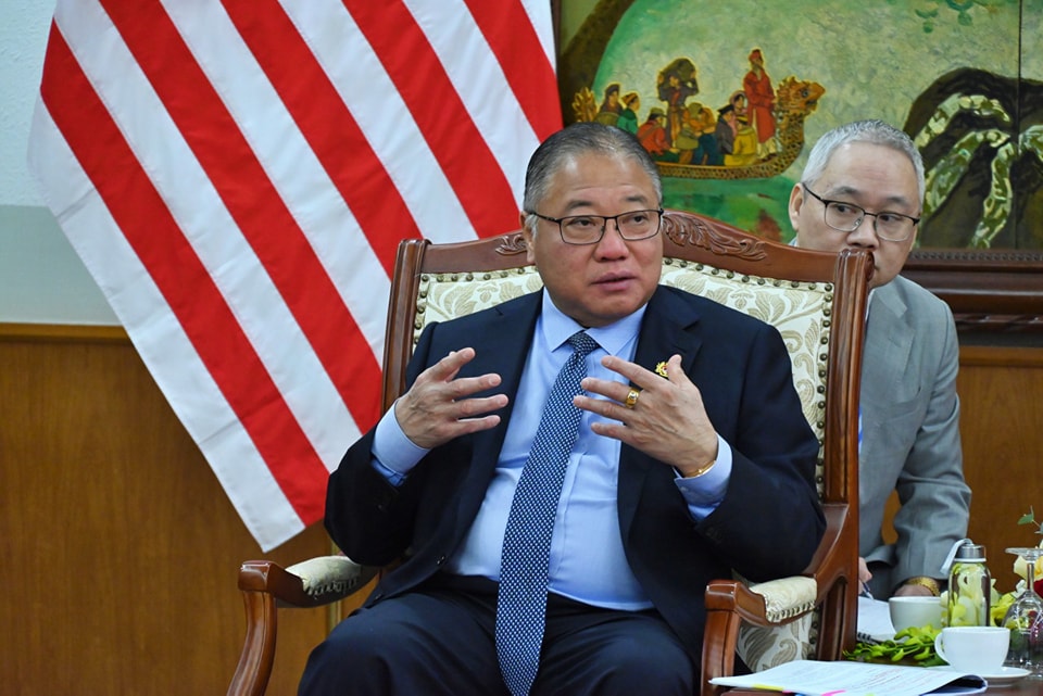 King Sing pertahan pengecualian visa
