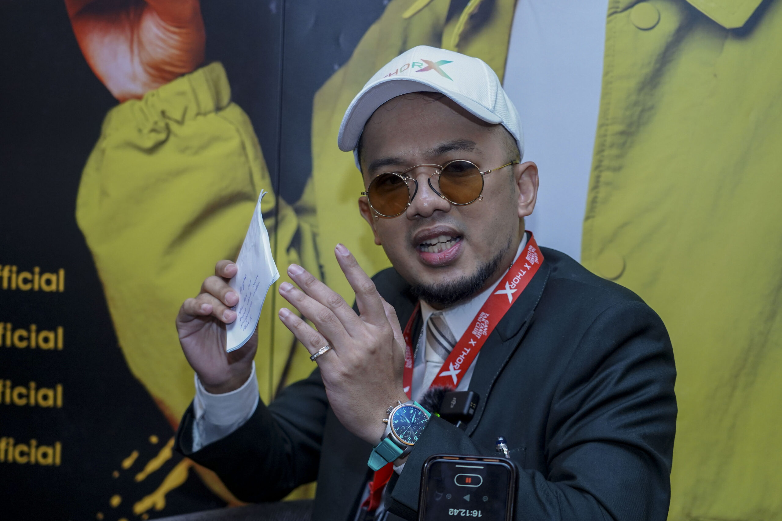 Caprice minta orang awam rekod sebagai bukti