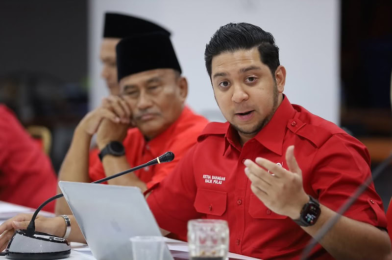 Batalkan cuti Rafizi