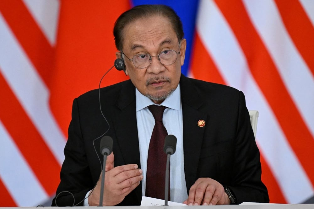 Anwar ambil maklum cadangan lanjut usia persaraan