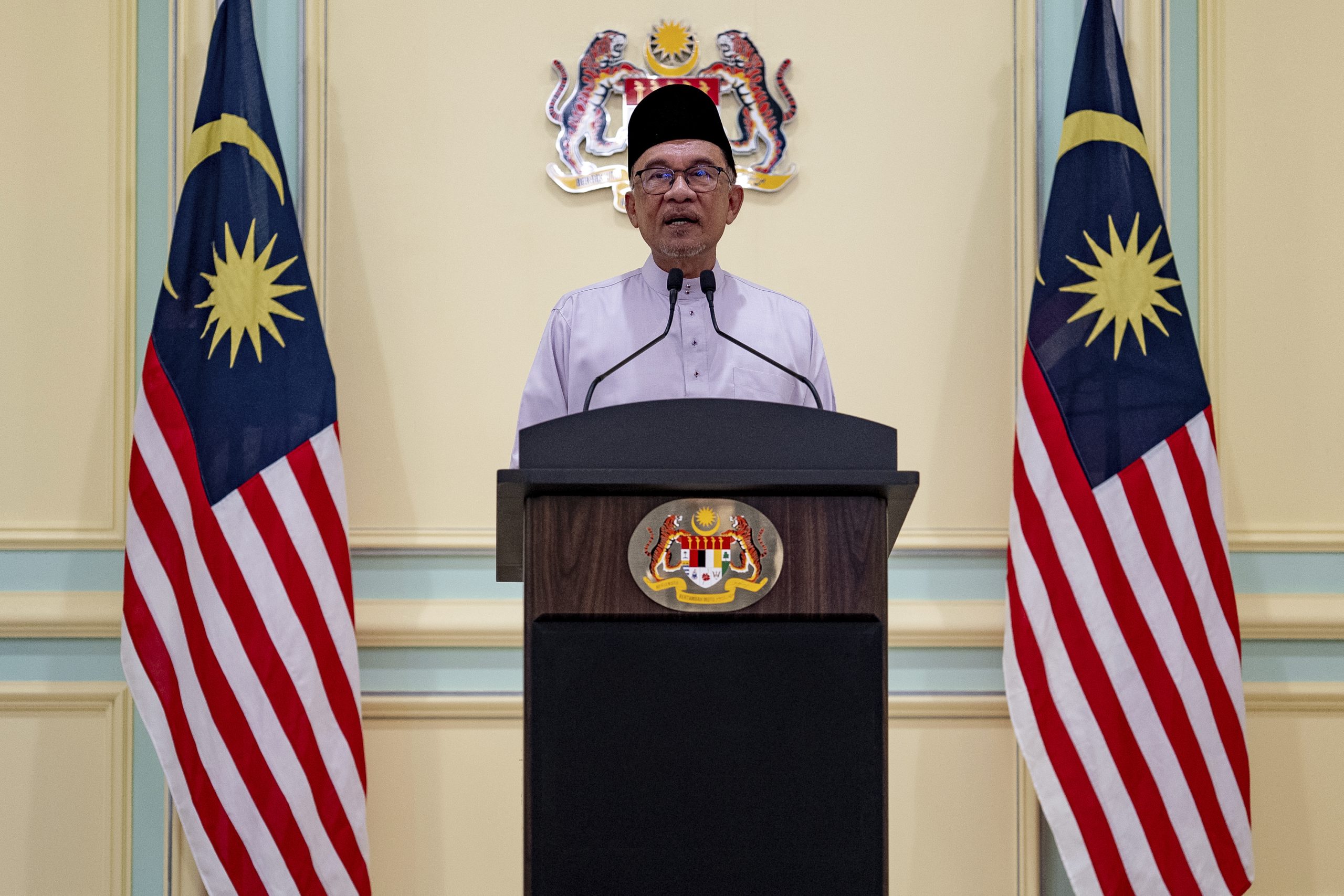 tegaskan kerajaan pilih jalan diplomasi