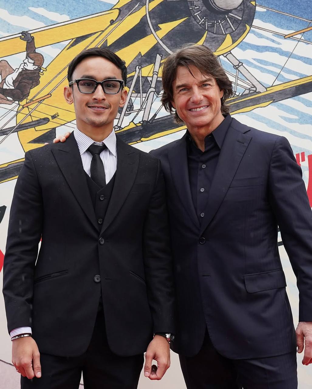 Ezzrin Loy berborak dengan Tom Cruise