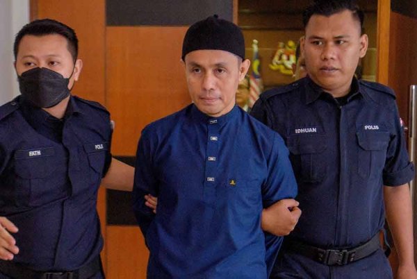 pu azman
