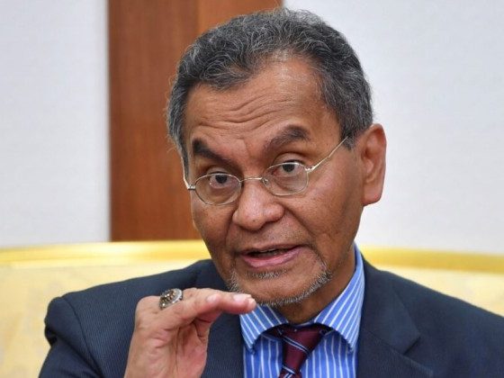 Pertimbang akaun dua KWSP, bayar insuran kesihatan