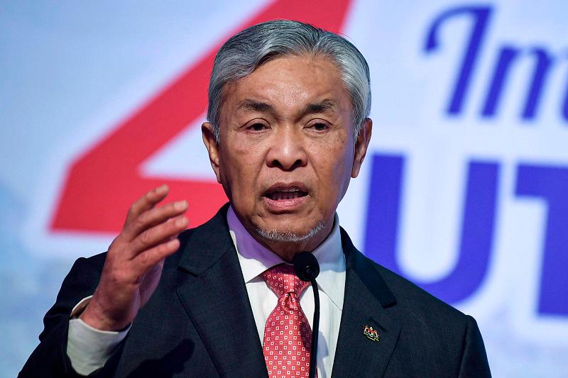 Tengku Zafrul keluar parti: Tiada ketegangan dalam UMNO – Ahmad Zahid