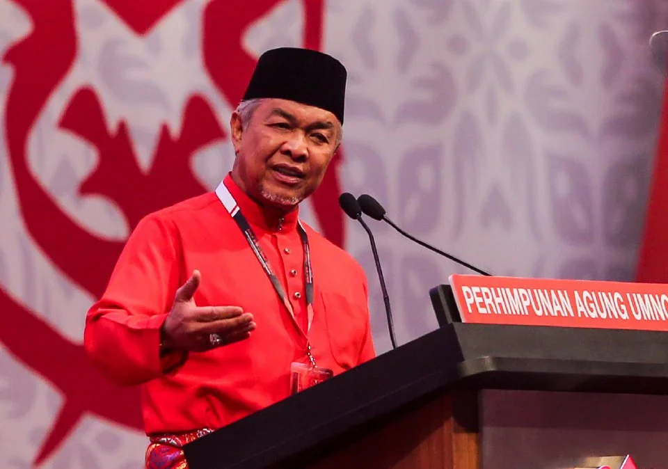Zahid Hamidi tegaskan UMNO tak bergerak solo PRU-16, namun akan datang belum tahu