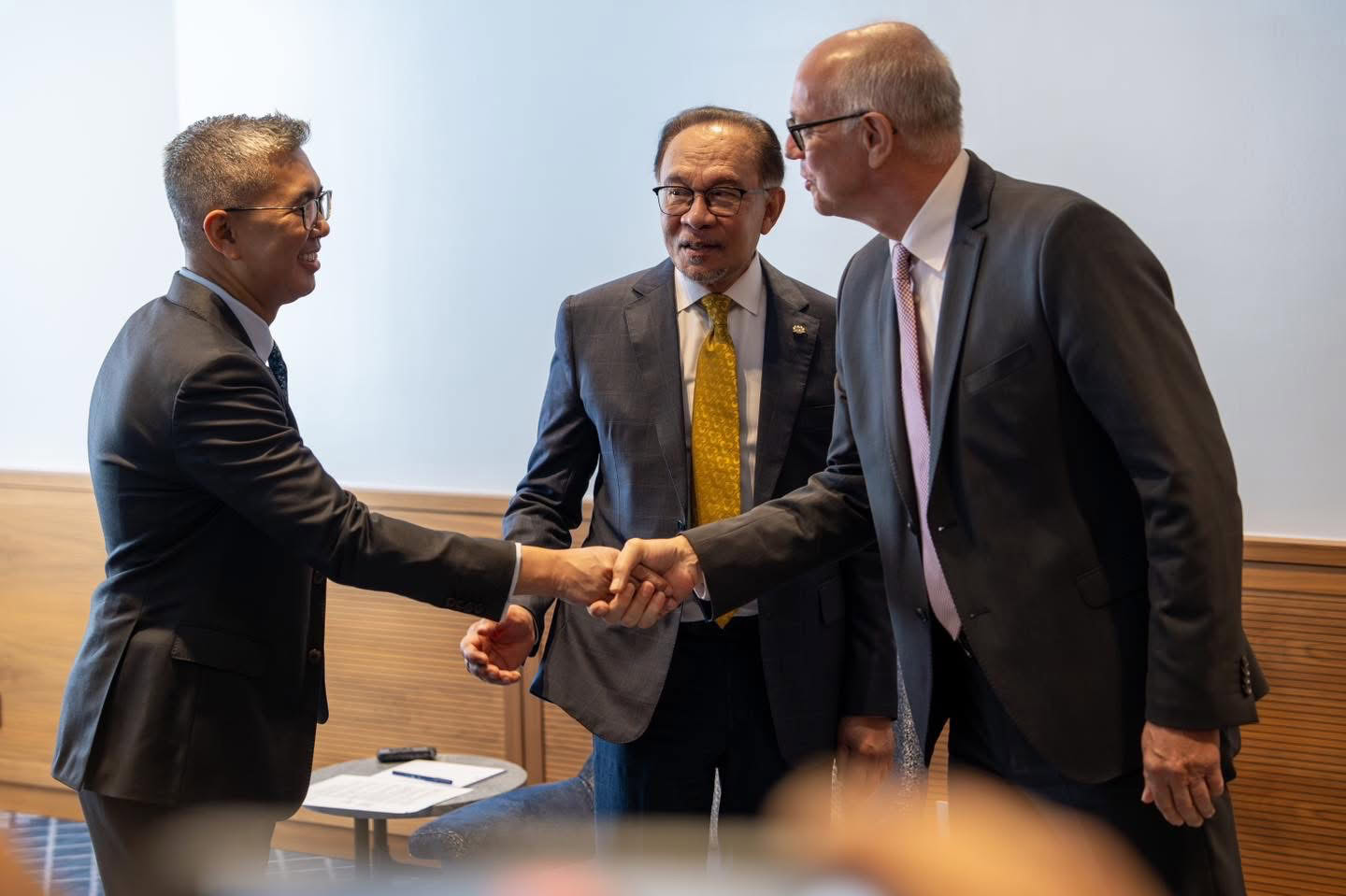 Infineon sahkan pelaburan RM30 bilion
