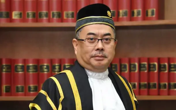 ketua hakim negara