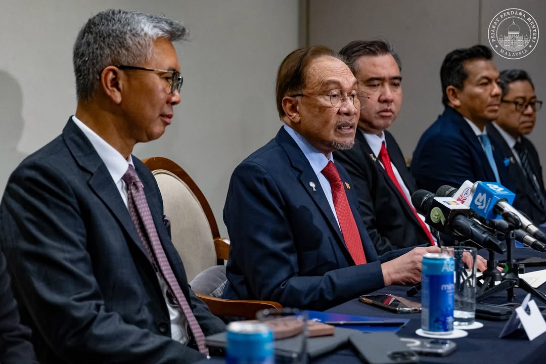 Usaha tarik pelaburan asing