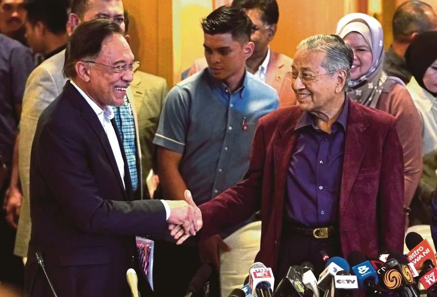 Selamat ulang tahun kelahiran ke-100 Tun M, ucap PM Anwar