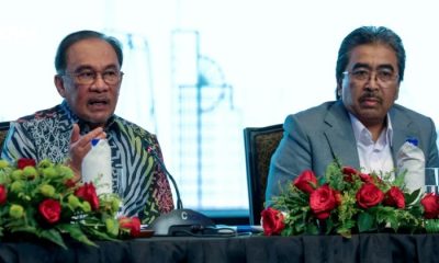 Johari nafi bakal ganti Anwar