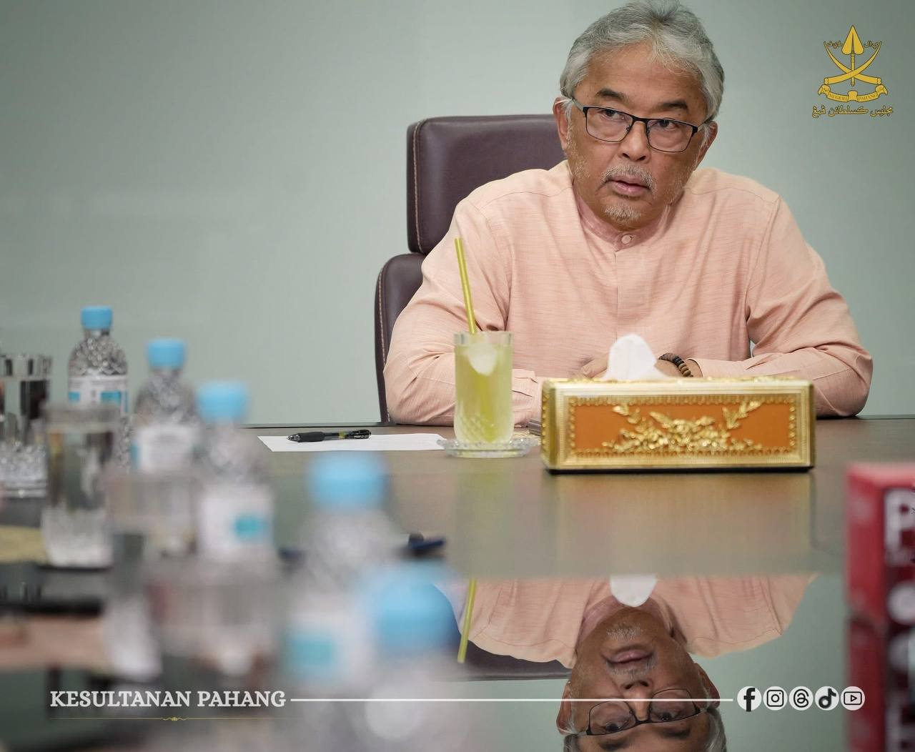 Sultan Pahang gesa haramkan vape