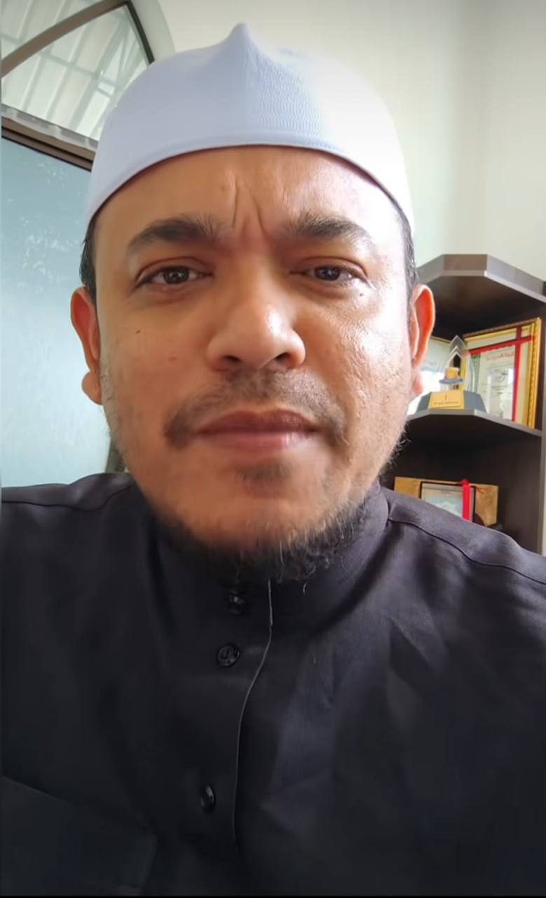 PU SYED Larang bawa watak wanita
