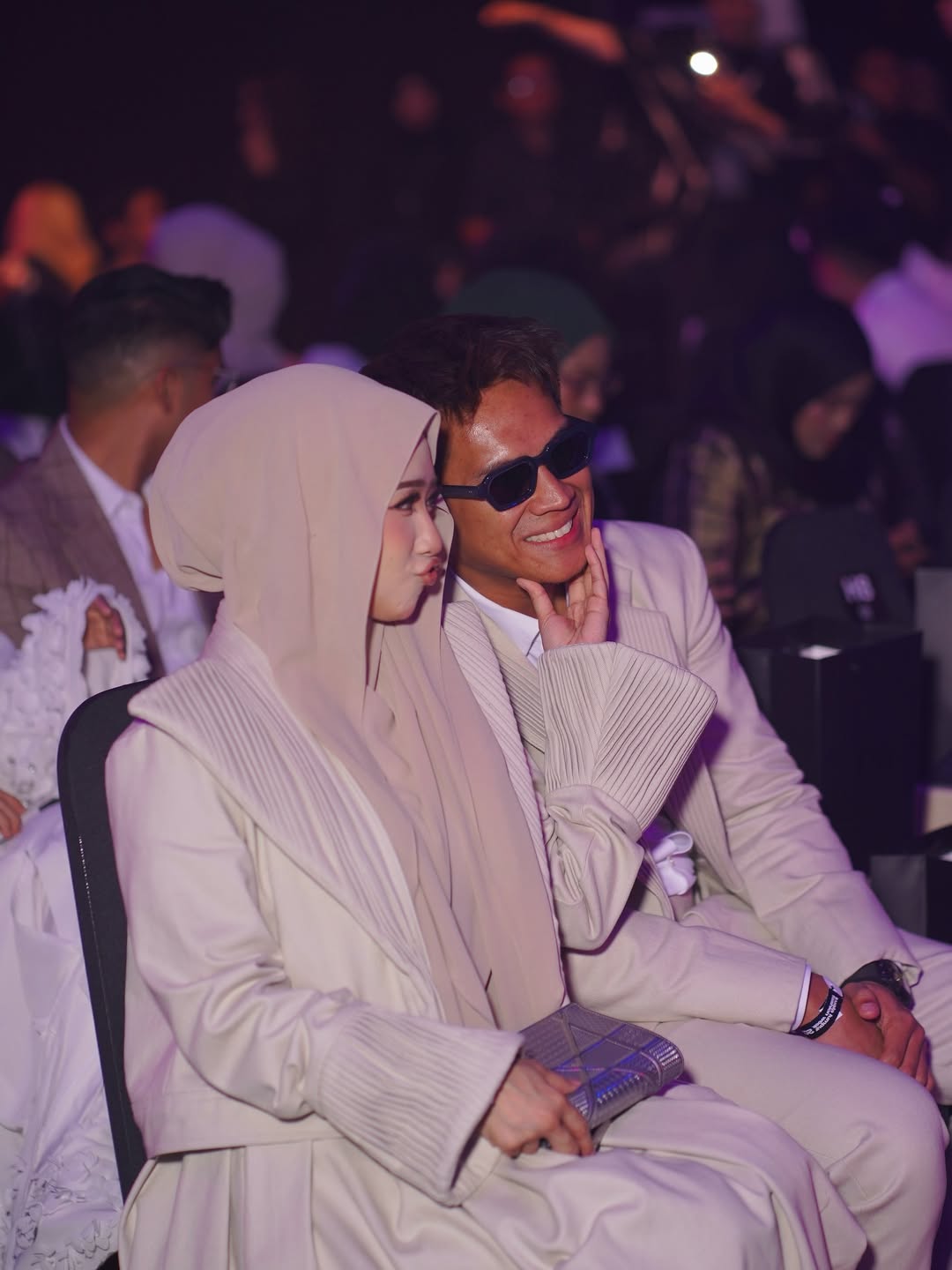 Titip pesanan istimewa buat isteri