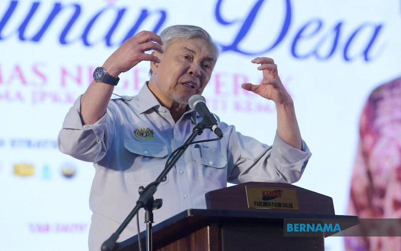 Jangan guna pangkat