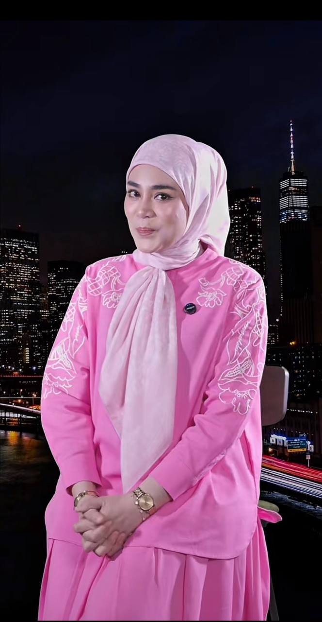 Uyaina Arshad hamil anak ketiga 