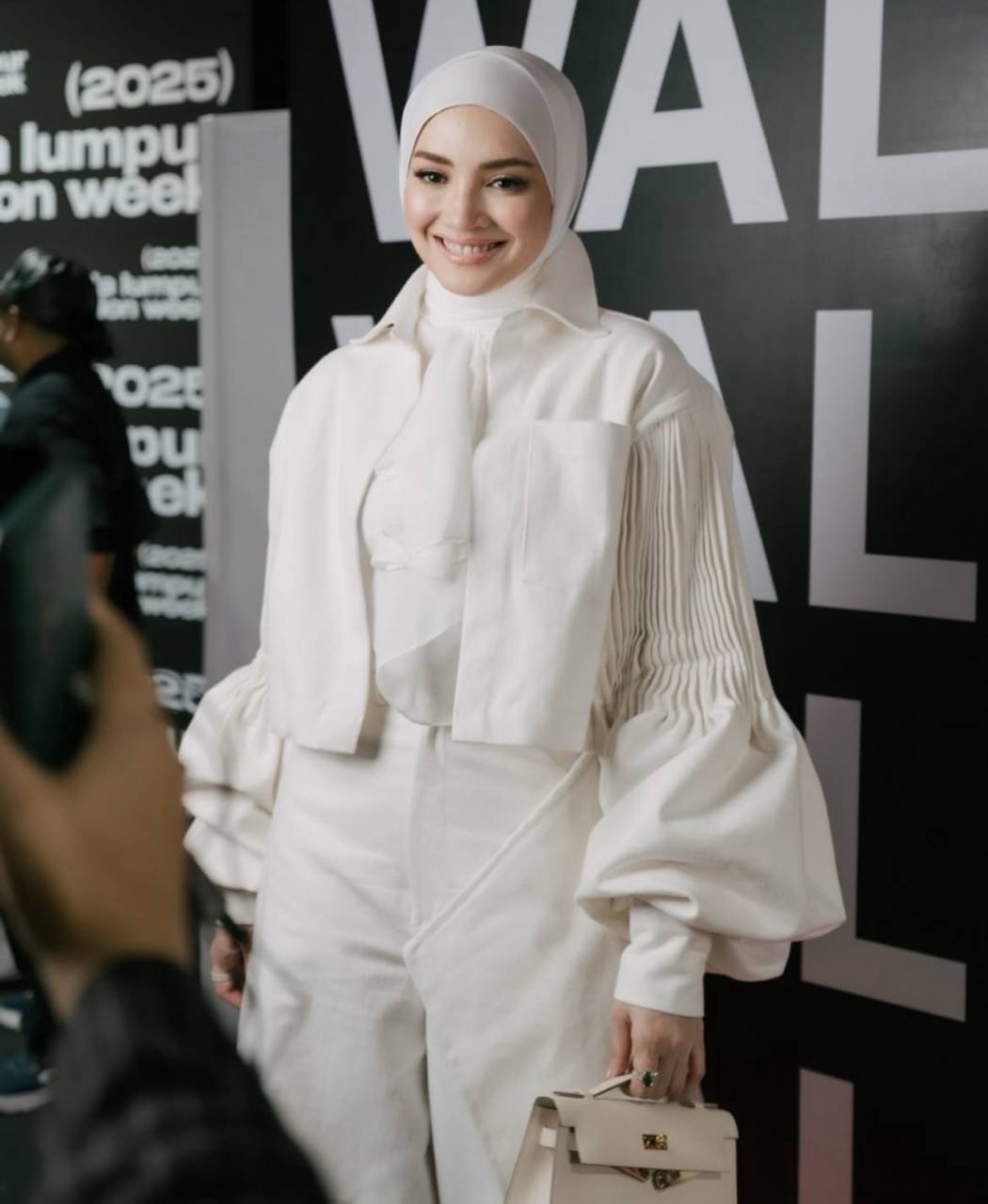 Nur Fazura Trauma manusia talam dua muka