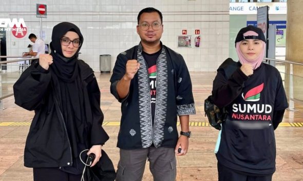 Ardell Aryana dan Zizi Kirana wanita berani