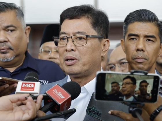 Azam Baki cadang TPR SPRM direhatkan