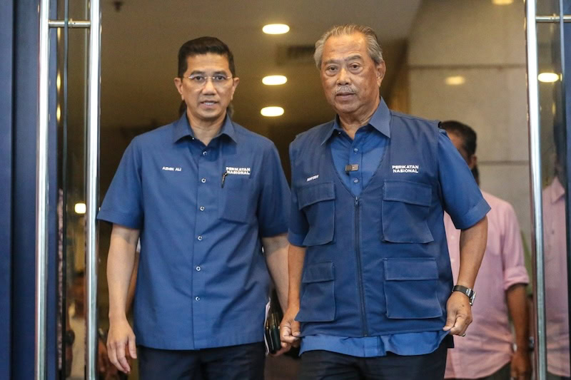 Azmin dakwa Anwar