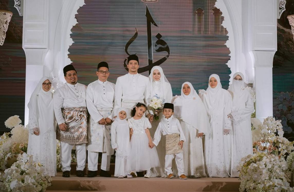 Tiada dalam foto keluarga fattah amin