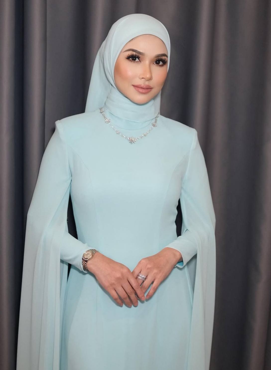 Anzalna Nasir Pengikut bertambah, nafi diboikot
