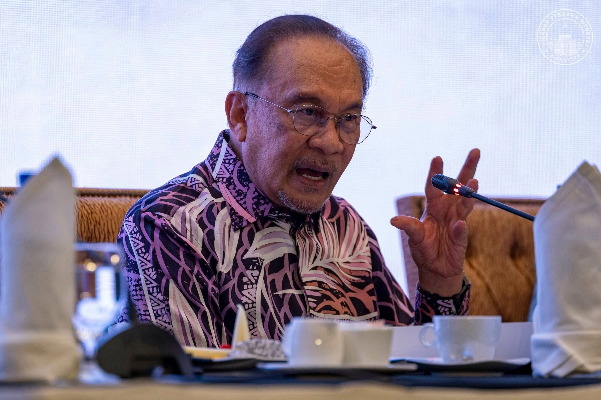Bersihkan gejala rasuah