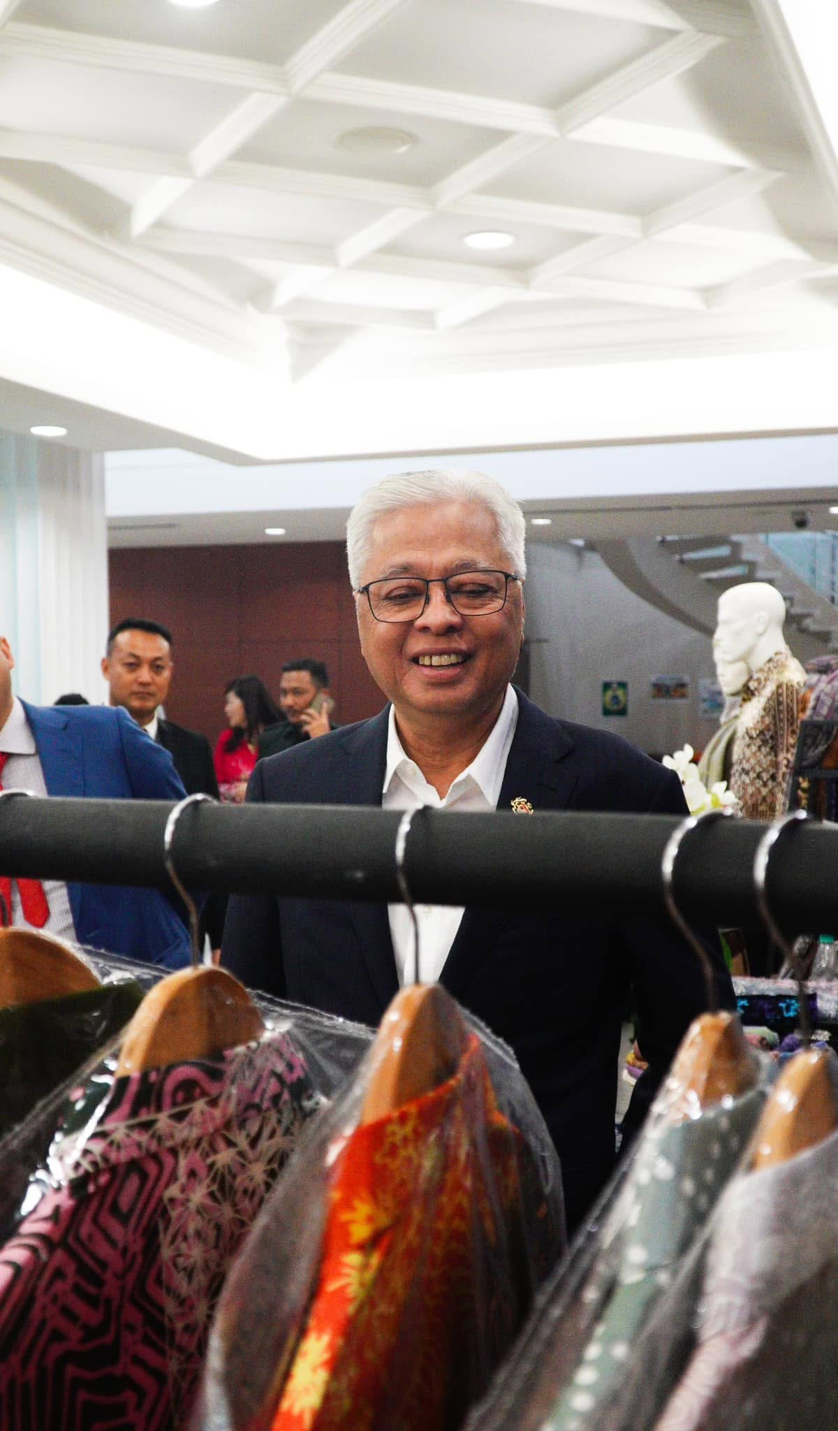 Wang tunai lebih RM169 juta