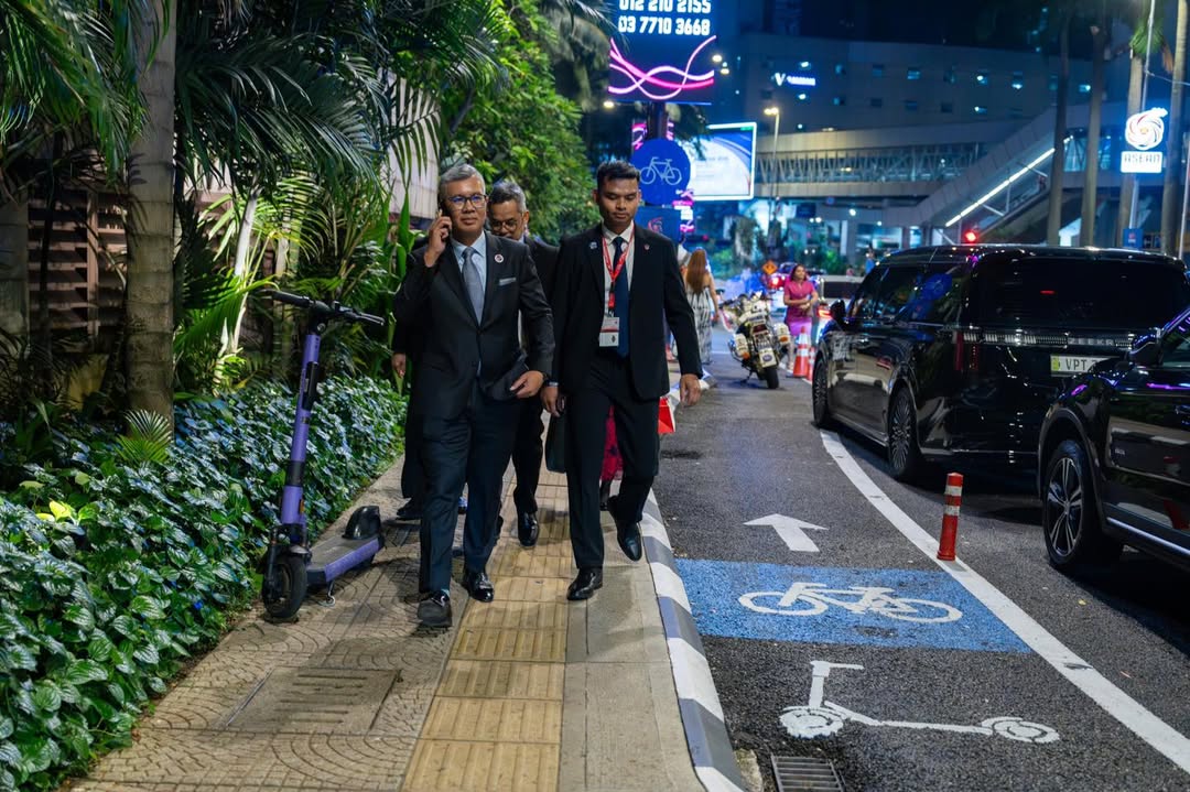 Kemudahan pejalan kaki di KLCC agak baik, mudahkan pergerakan antara lokasi – Tengku Zafrul