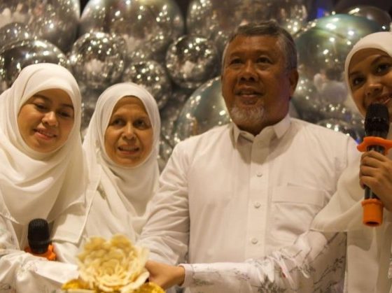 mama abah mesti tak tidur lena