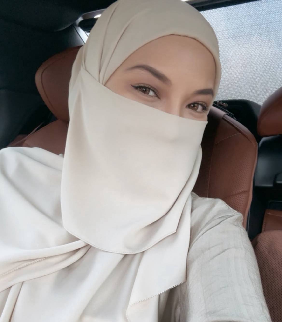 neelofa Hafal 70 doa nabi