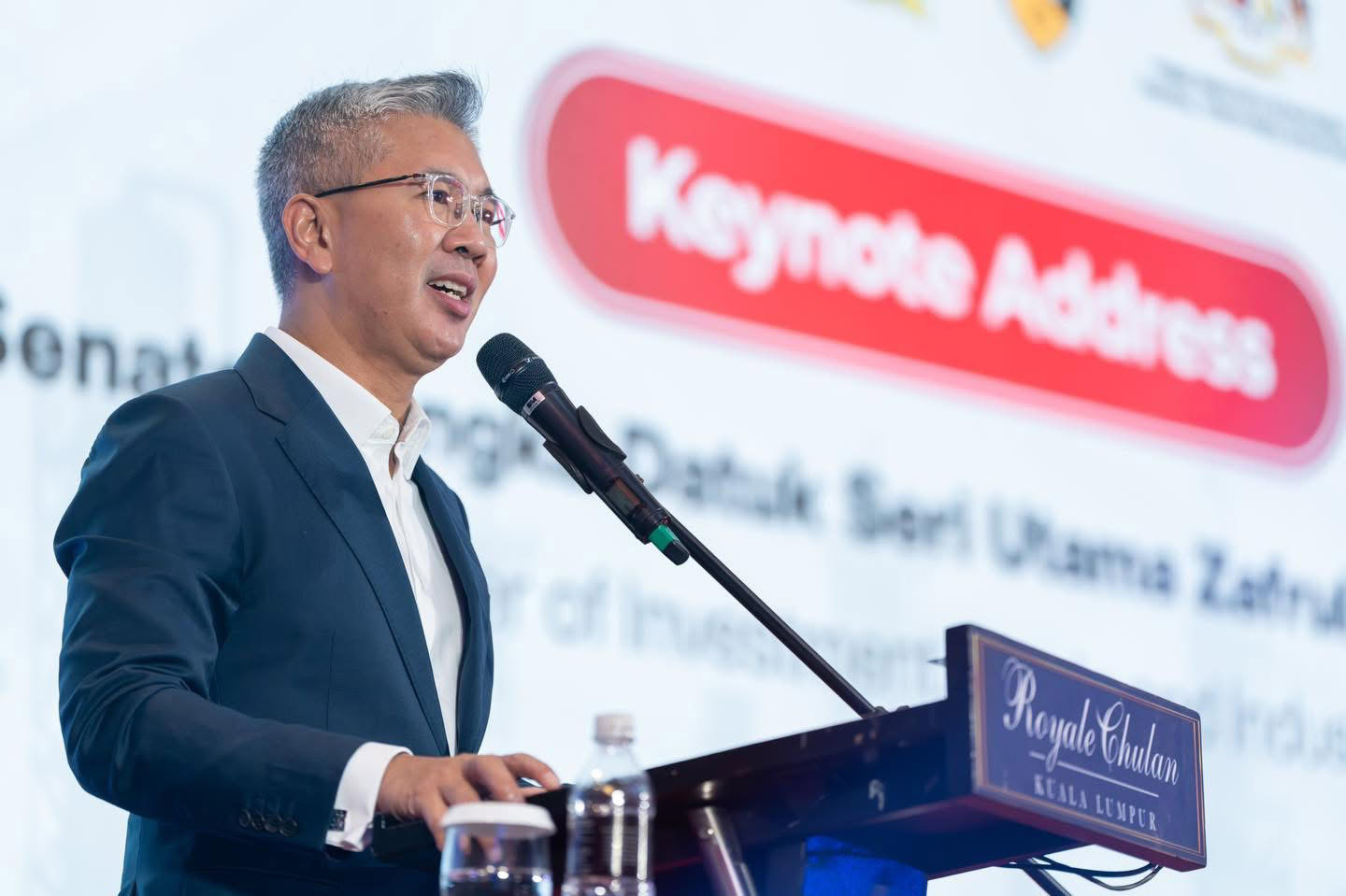 Selari dengan DNA PKR