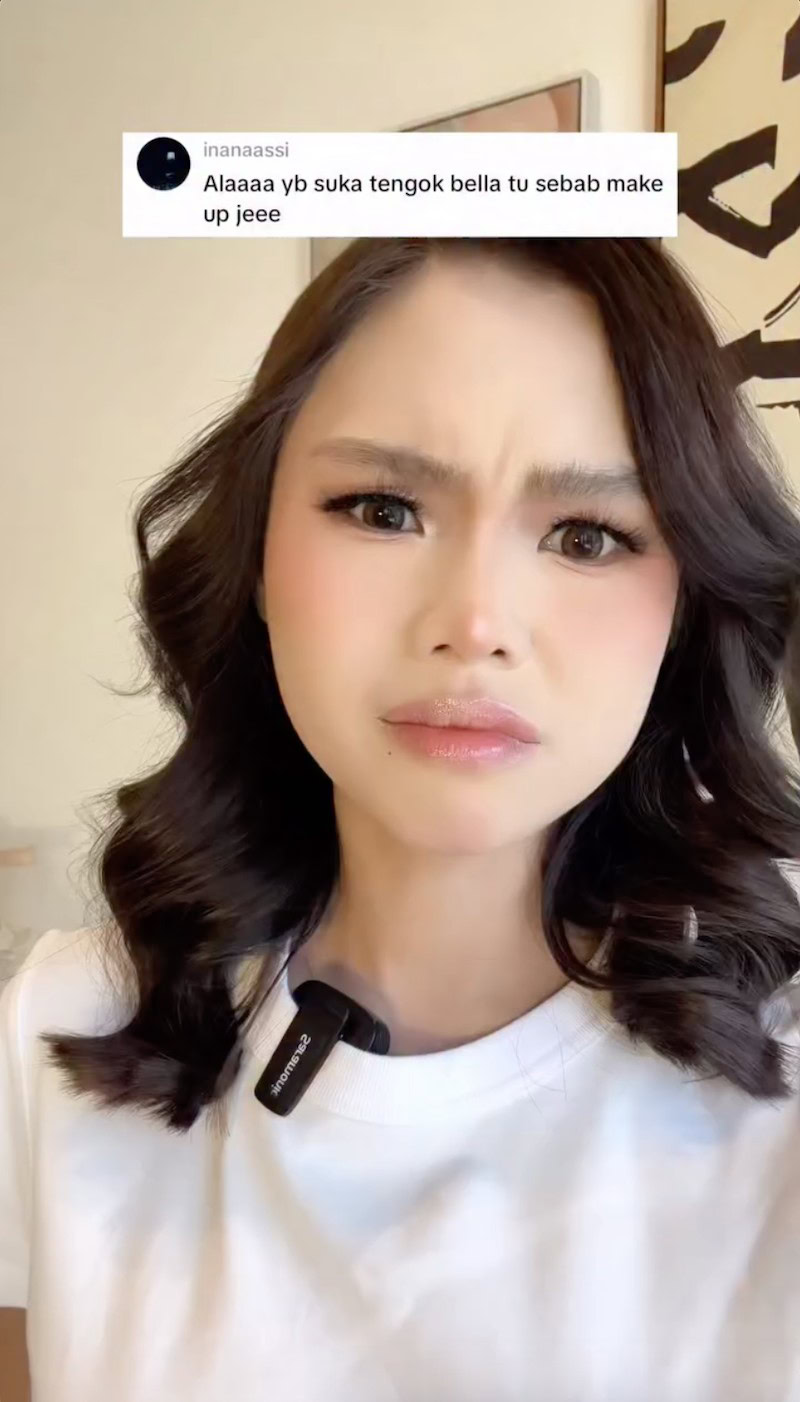 Bella sekolahkan netizen