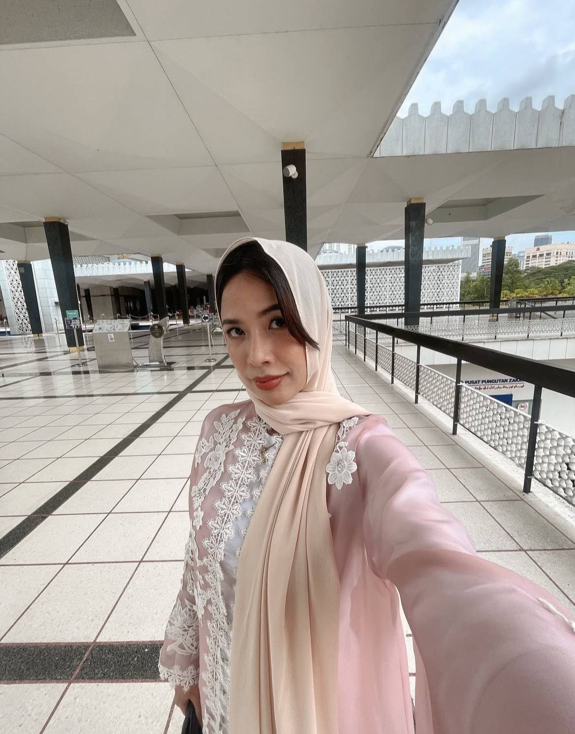 Kekasih ben amir ditegur netizen