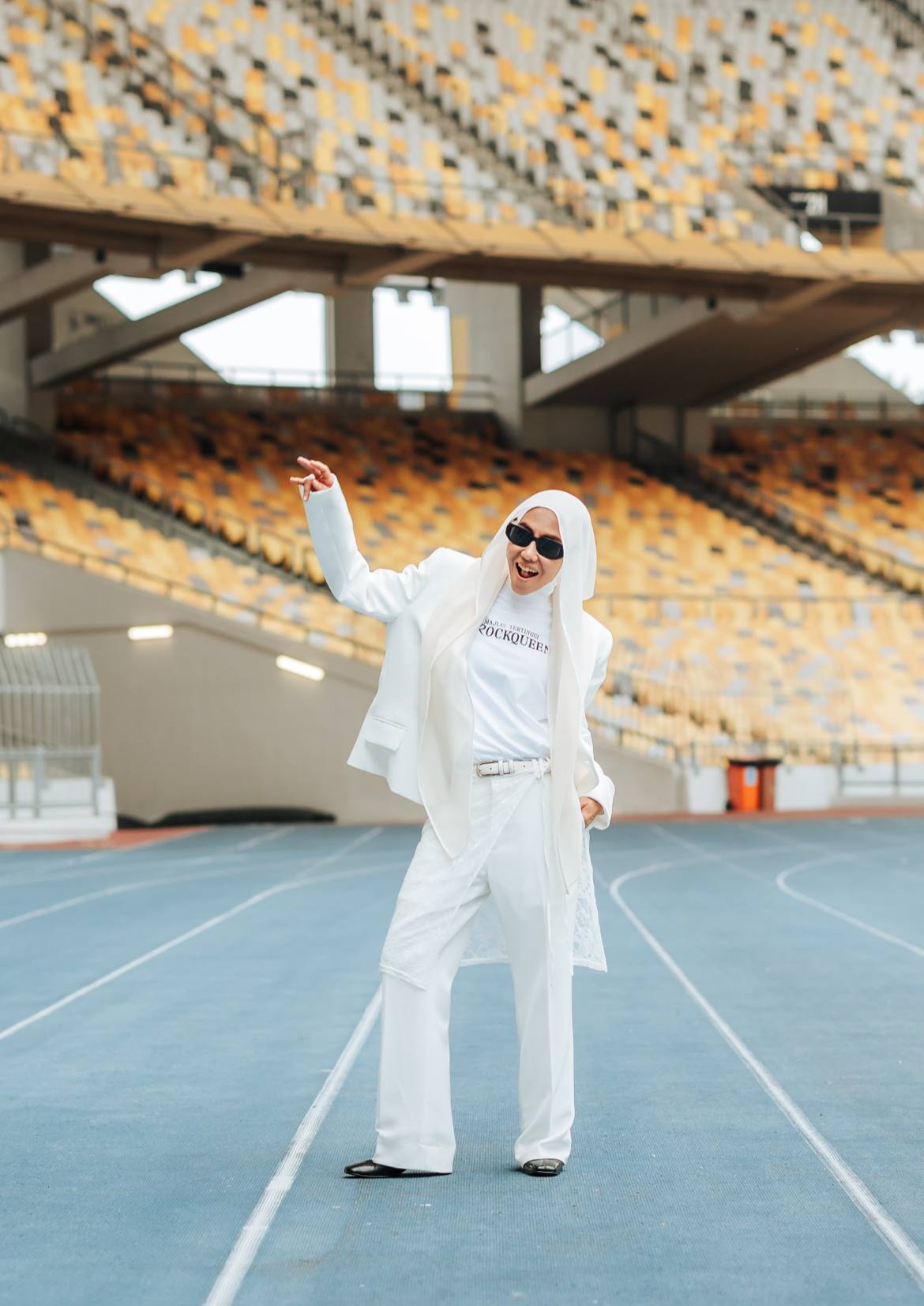 ella Buat kerja amal secara senyap