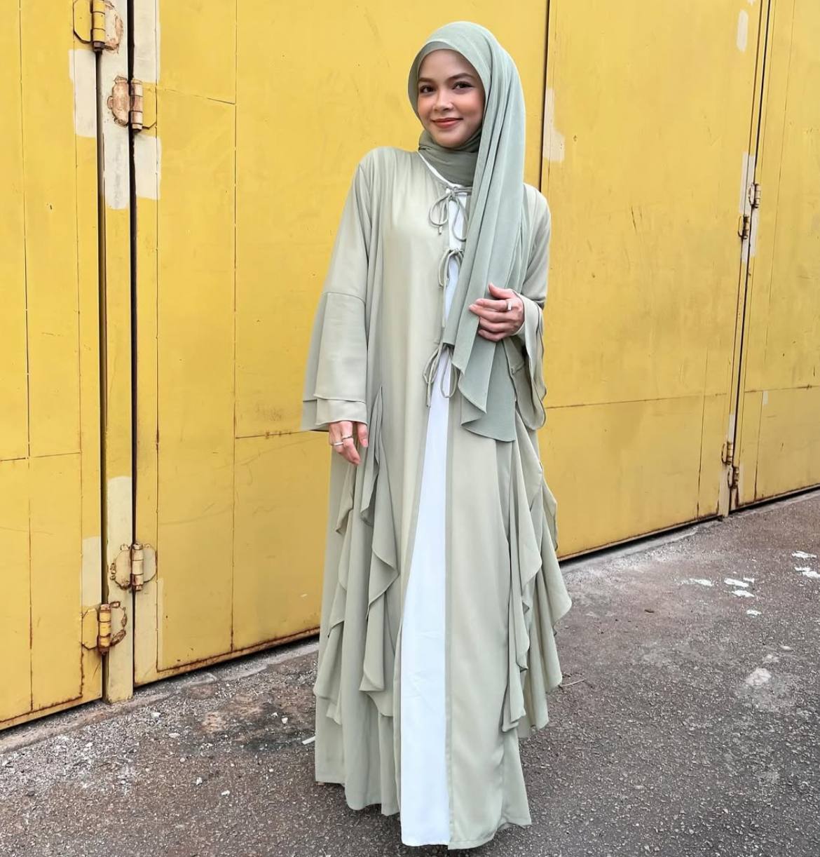 Ira kazar Kenapa hidup aman damai?