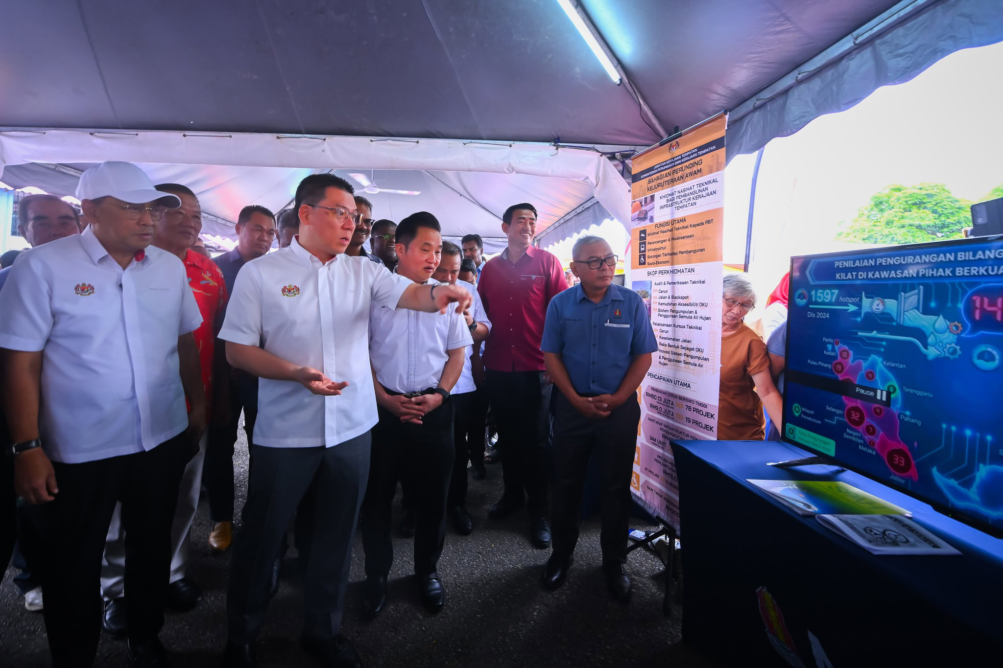 15,082 projek pembangunan