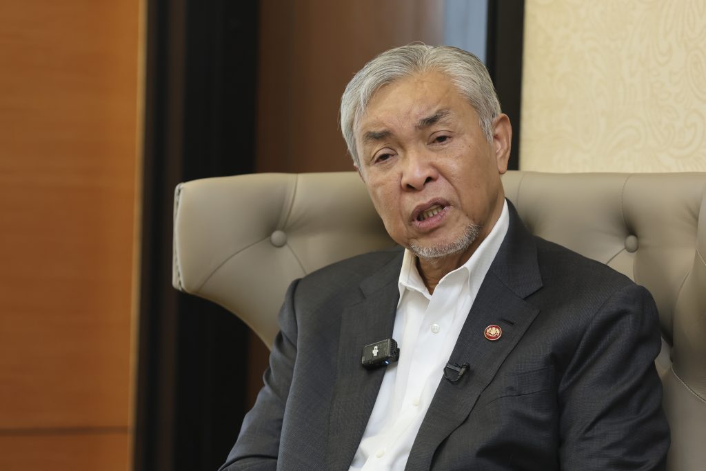 jalin kerjasama politik