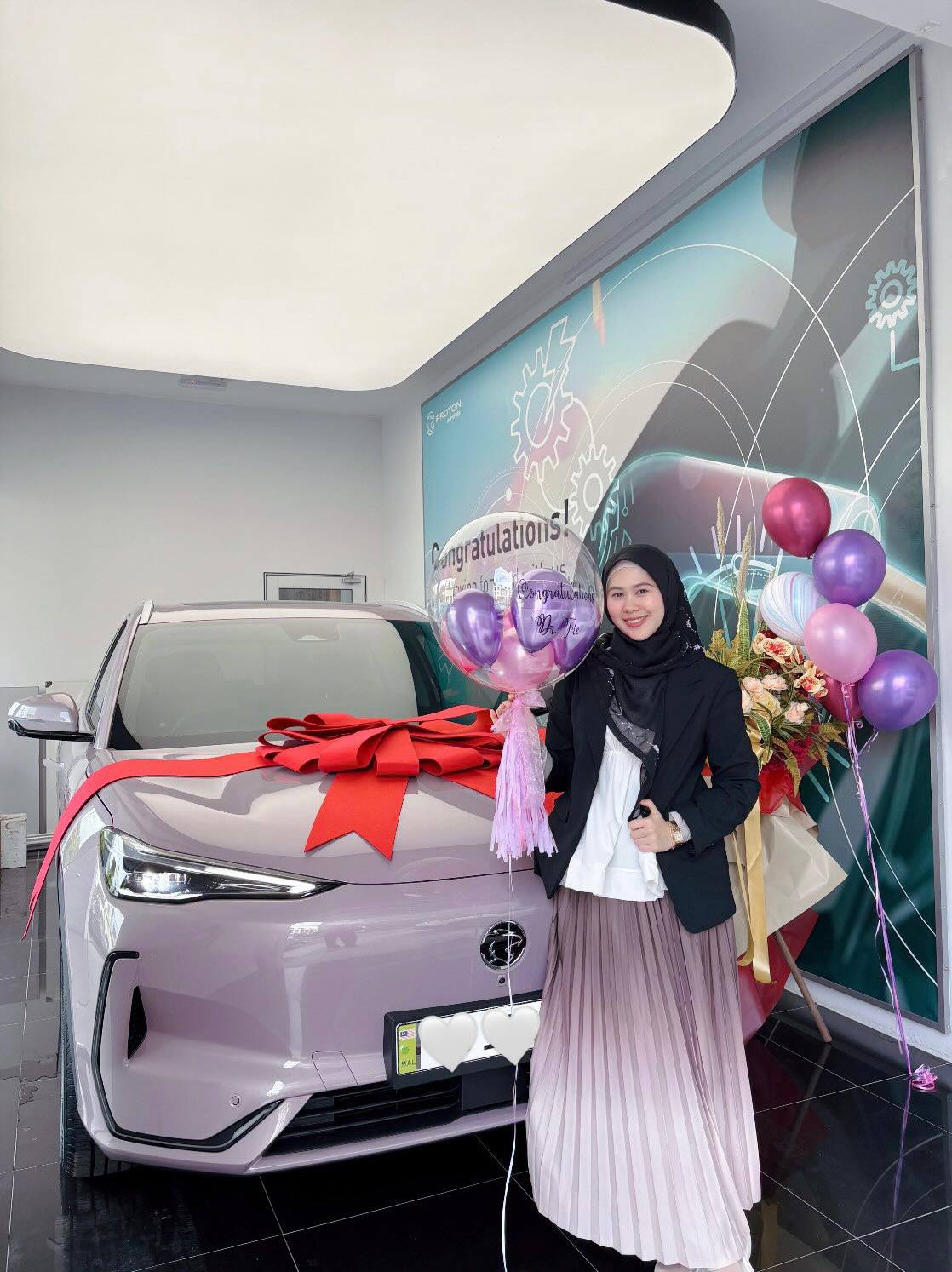 Dr Fie bawa anak ke sekolah