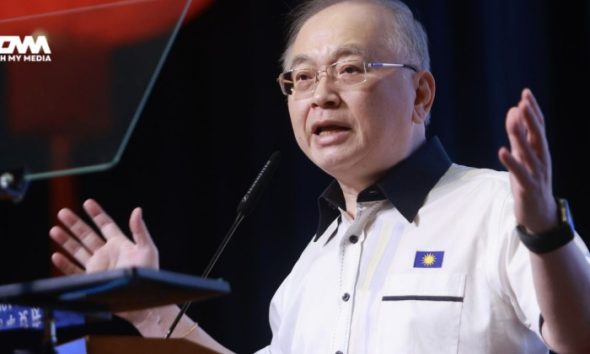 Ka Siong masuk hospital