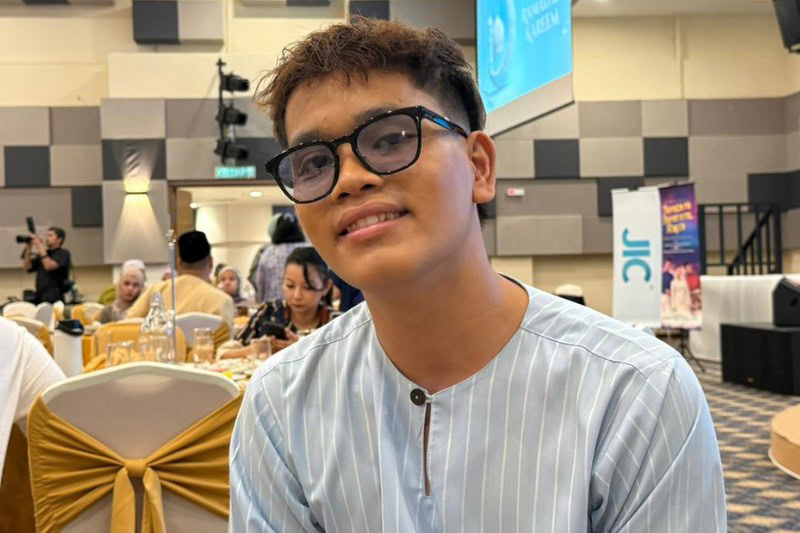 Nak suruh bergerak sendiri anak ameng spring