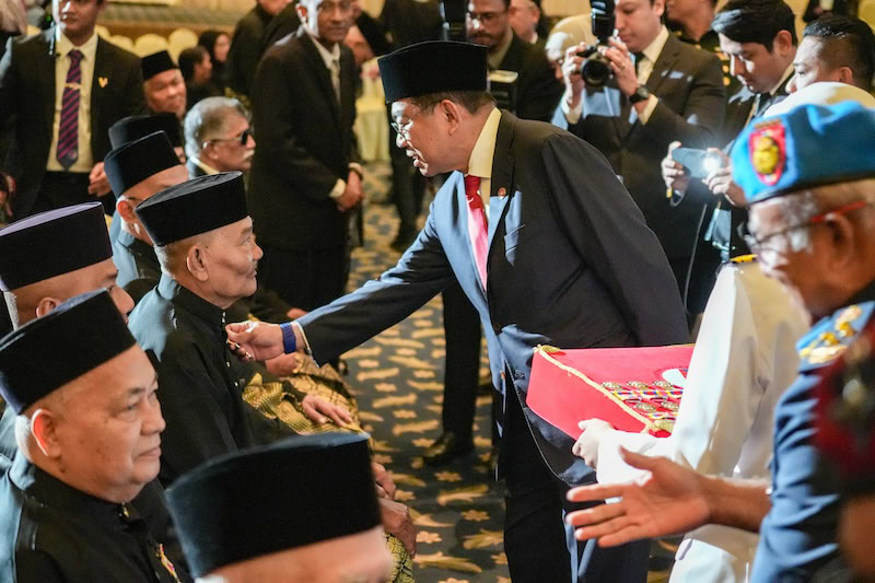 MINDEF sedang kerja keras