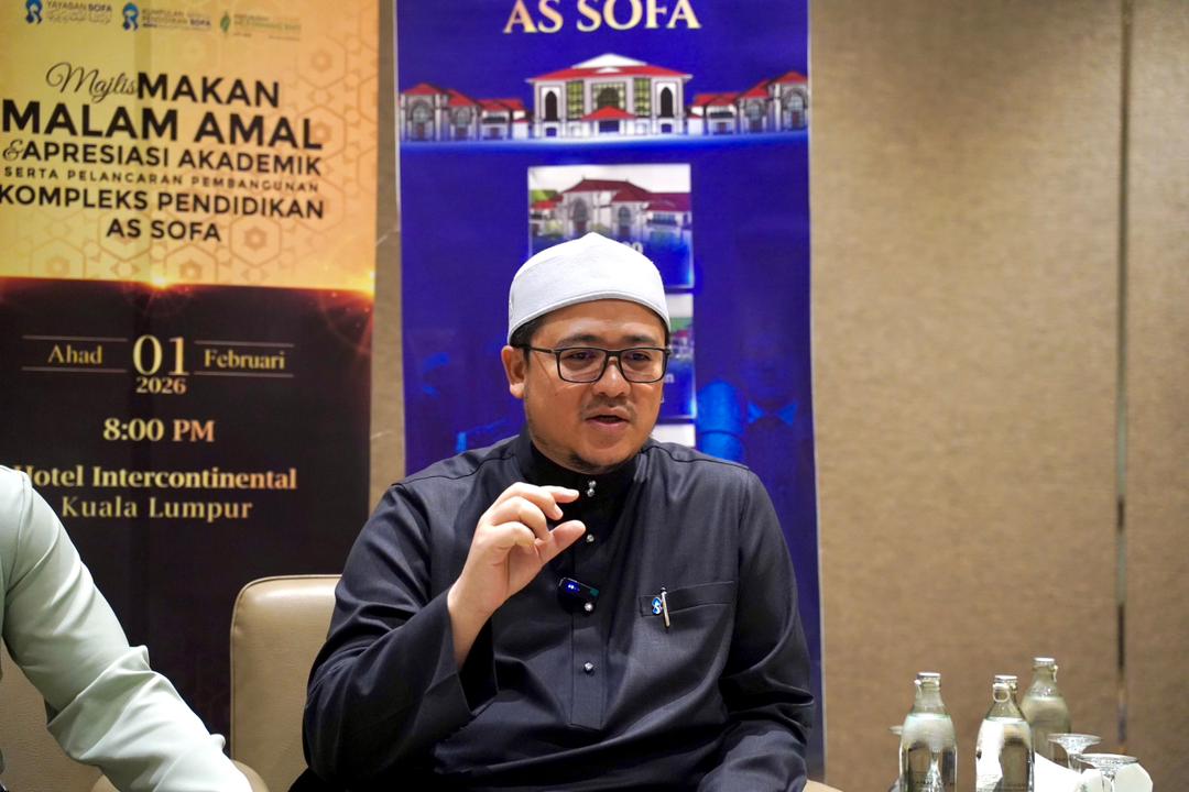 kolej universiti RM15 juta