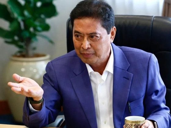 Azam Baki tuntut ganti rugi RM100 juta