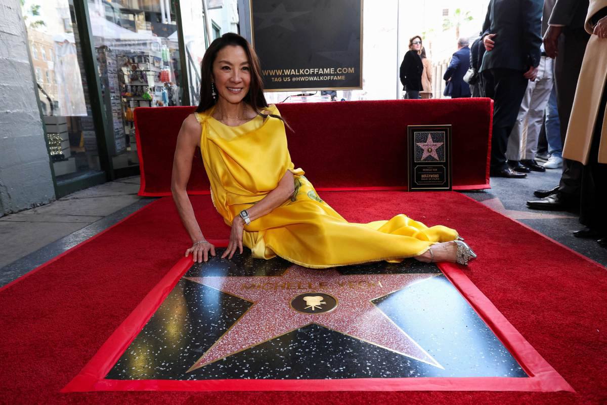 michelle yeoh Terima bintang Hollywood Walk of Fame