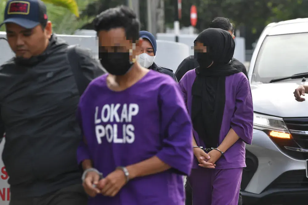 pelakon wanita kes jual lembu